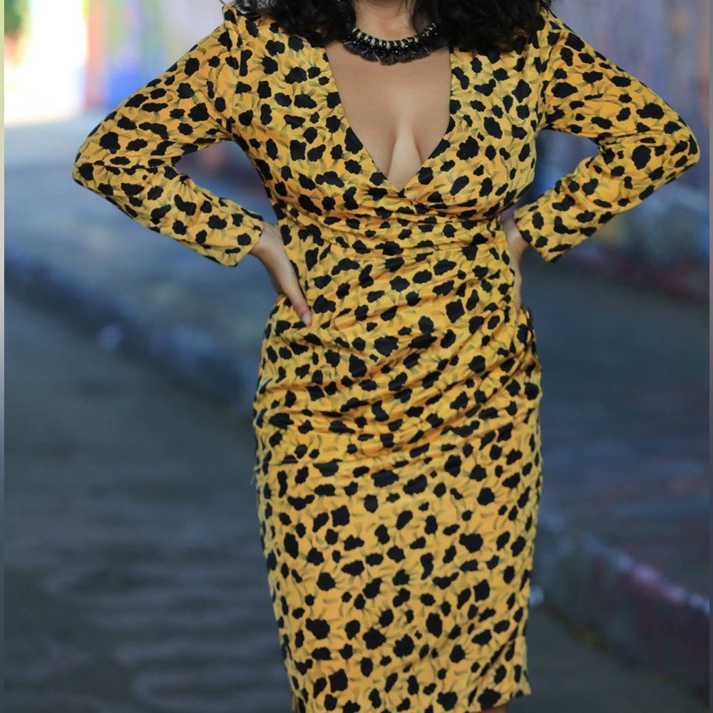 Vintage Yellow and Black Pattern Long Sleeve Dress - S - Picture 14 of 14
